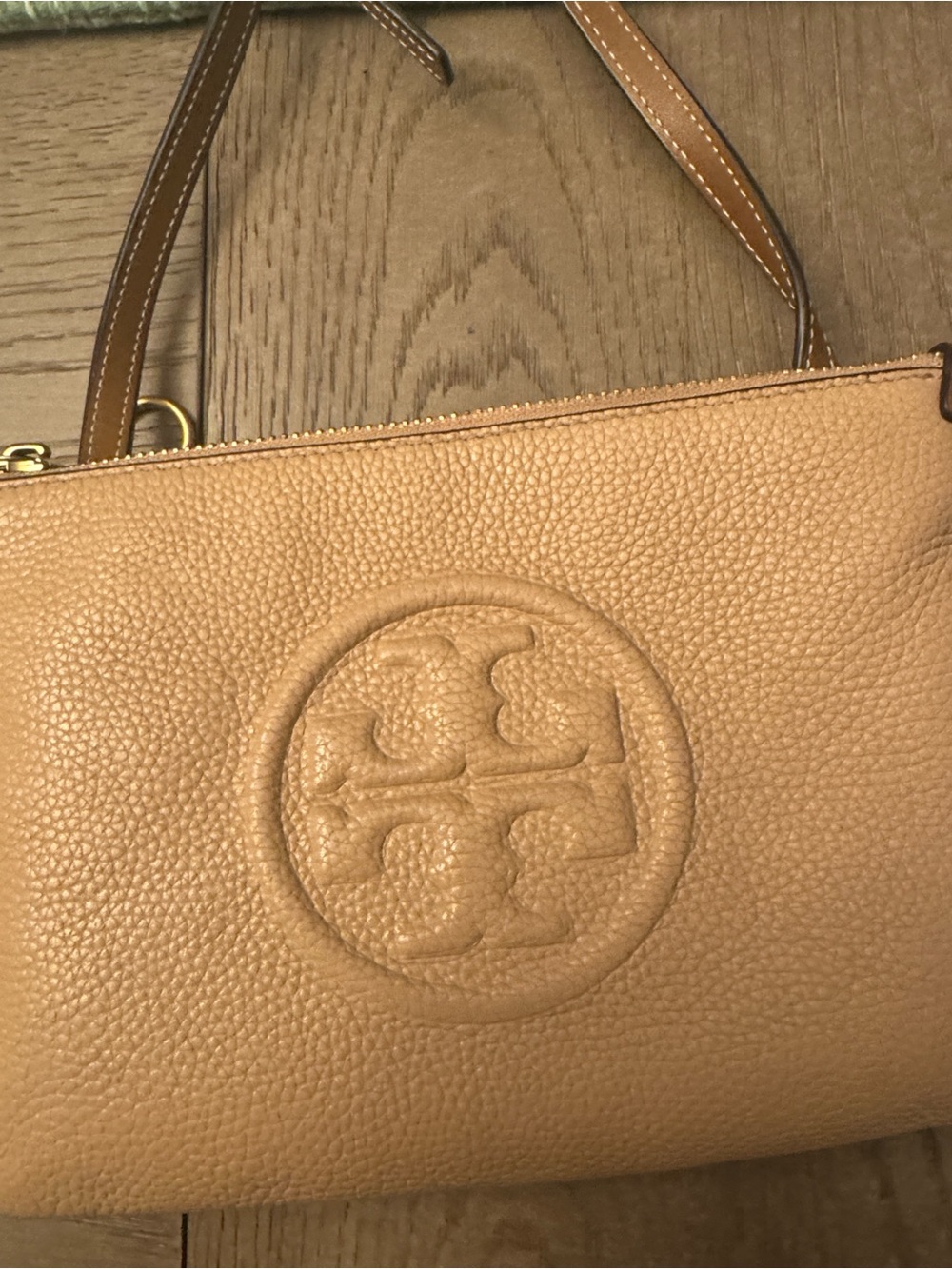 Tory Burch Pebbled Leather Crossbody in Tan Brown - Picture 3 of 8
